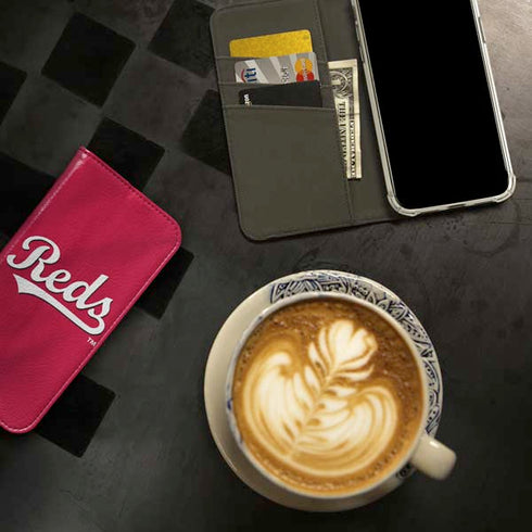 MLB Cincinnati Reds Alternate/Away Jersey iPhone 15 Pro Max Folio Case