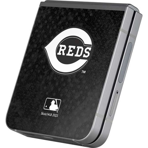 MLB Cincinnati Reds Dark Wash Galaxy Z Flip6 Skin