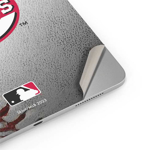 MLB Cincinnati Reds Game Ball iPad Pro 13in M4 (2024) Skin