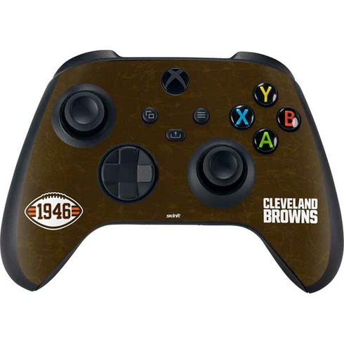 NFL Cleveland Browns Alternate Distressed Xbox Series X Bundle Skin