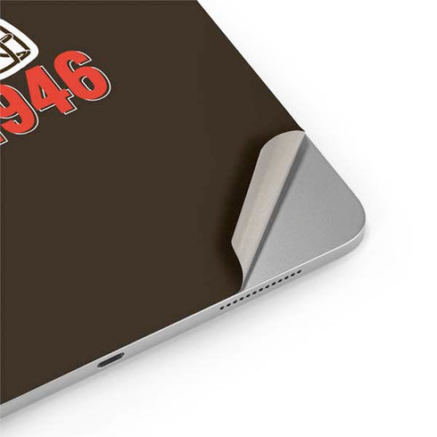 NFL Cleveland Browns Helmet iPad Pro 13in M4 (2024) Skin