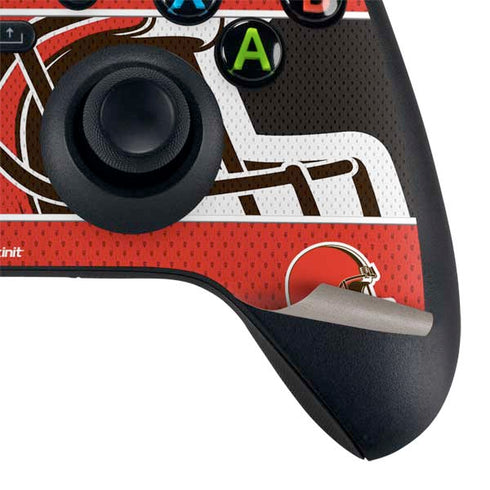 NFL Cleveland Browns Zone Block Xbox Series X Bundle Skin