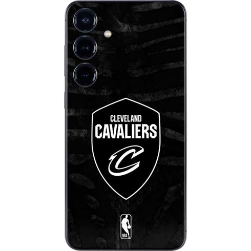 NBA Cleveland Cavaliers Black Animal Print Galaxy S24 Plus Skin