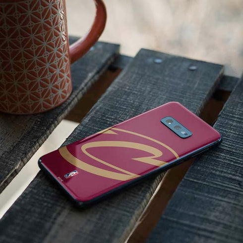 NBA Cleveland Cavaliers Large Logo Galaxy S10e Skin