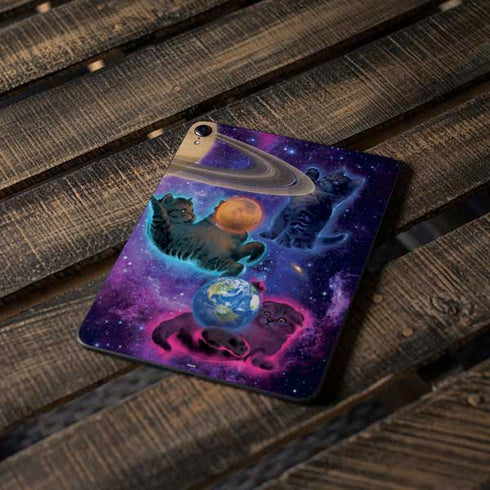Cosmic Kittens by Vincent Hie Apple iPad Pro Skin