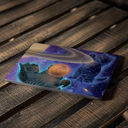 Cosmic Kittens by Vincent Hie Apple MacBook Air Skin