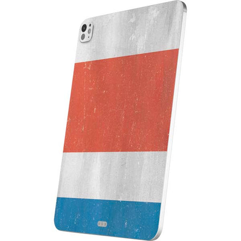 Costa Rican Flag Distressed iPad Pro 13in M4 (2024) Skin