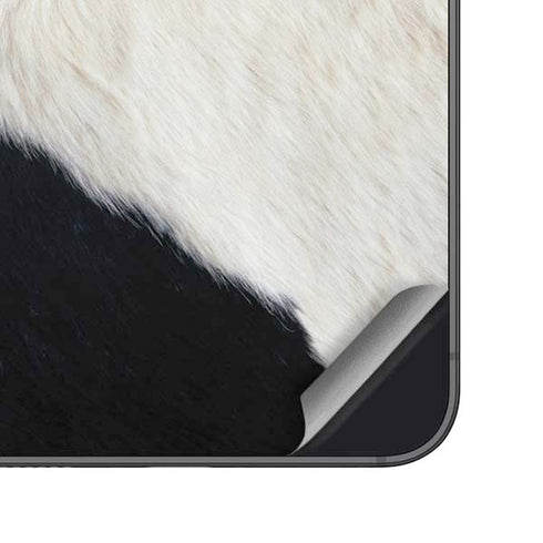 Cow Galaxy S24 Skin