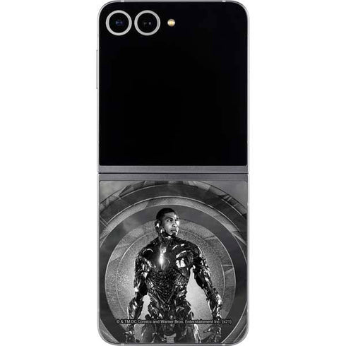 The Justice League (2017) Cyborg Poster Galaxy Z Flip6 Skin