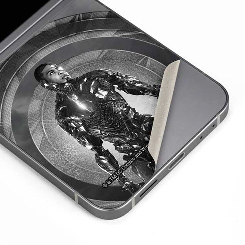 The Justice League (2017) Cyborg Poster Galaxy Z Flip6 Skin