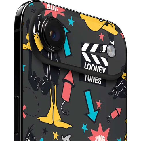 Looney Tunes Daffy Duck Patches iPhone 17 Air Skin