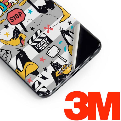 Looney Tunes Daffy Duck Striped Patches Galaxy S10e Skin