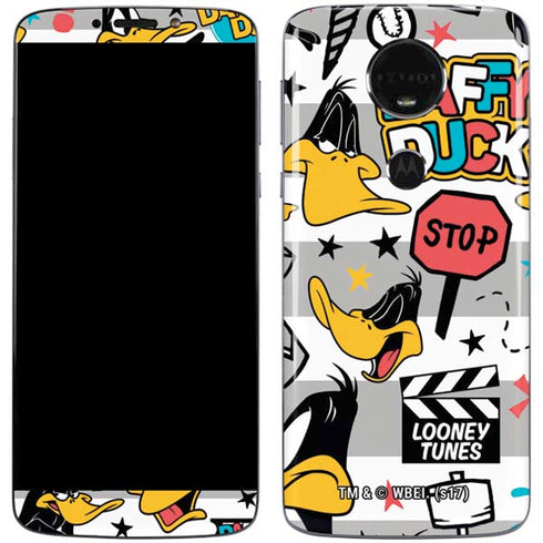 Looney Tunes Daffy Duck Striped Patches Moto E5 Plus Skin
