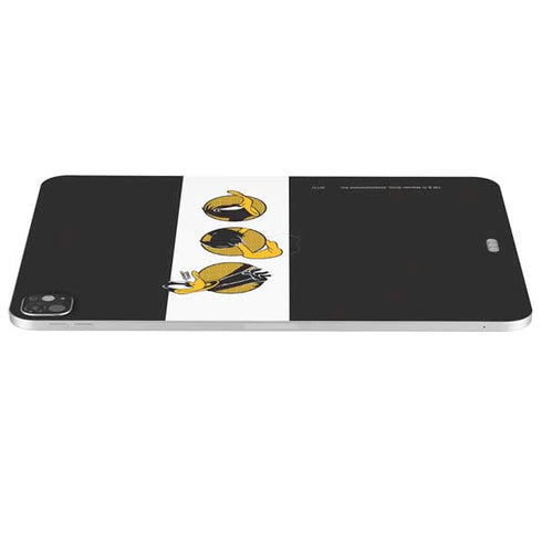 Looney Tunes Daffy Duck Three Circles iPad Pro 13in M4 (2024) Skin