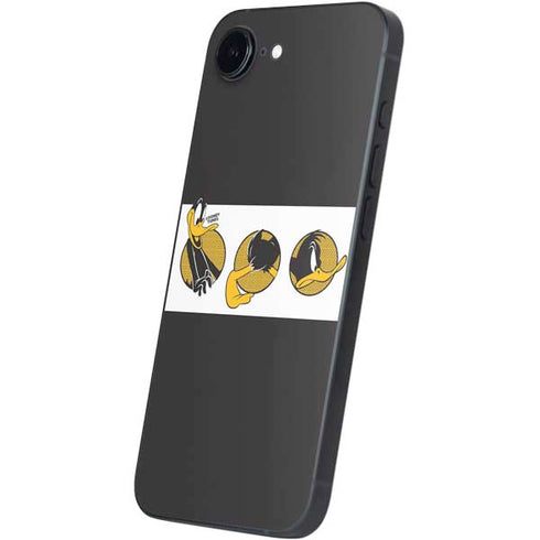 Looney Tunes Daffy Duck Three Circles iPhone 16e Skin