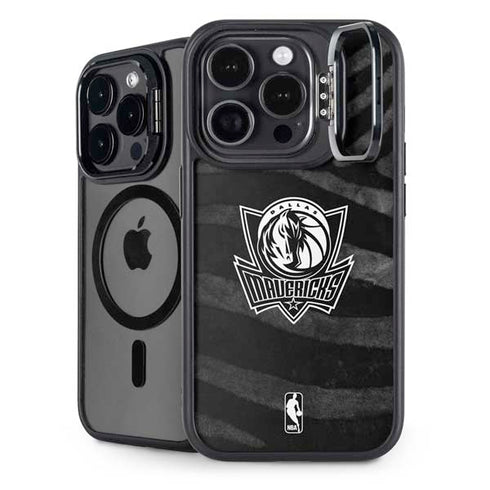 NBA Dallas Mavericks Black Animal Print iPhone 15 Pro Kickstand Case