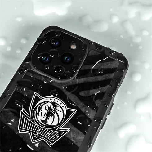 NBA Dallas Mavericks Black Animal Print iPhone 15 Pro Waterproof Case