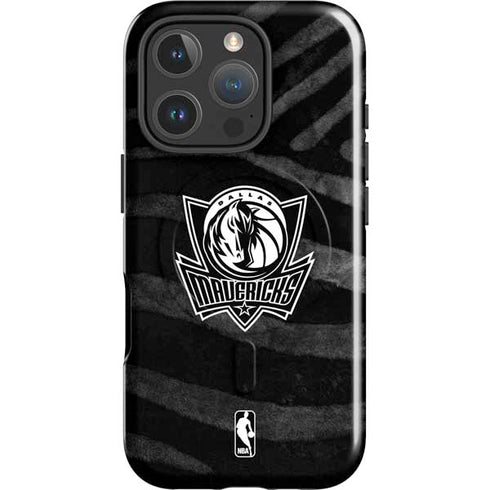 NBA Dallas Mavericks Black Animal Print iPhone 16 Pro Magsafe Impact Case