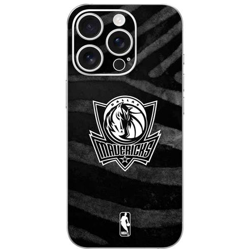 NBA Dallas Mavericks Black Animal Print iPhone 16 Pro Skin
