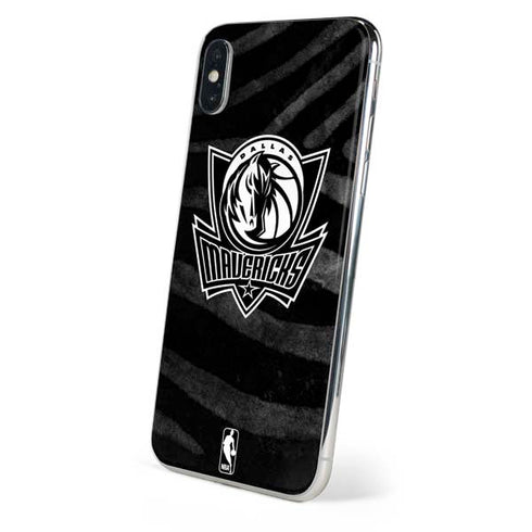 NBA Dallas Mavericks Black Animal Print iPhone XS Skin
