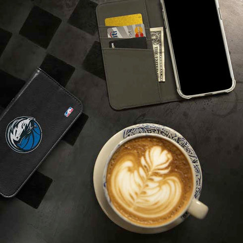 NBA Dallas Mavericks Black Primary Logo iPhone 15 Pro Folio Case