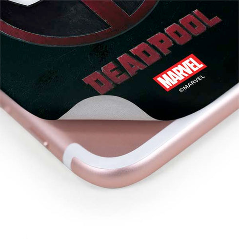 Marvel Deadpool Legacy Deadpool Logo iPhone 7 Skin