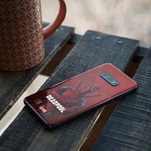 Marvel Deadpool Legacy Deadpool Red Poster Galaxy S10e Skin