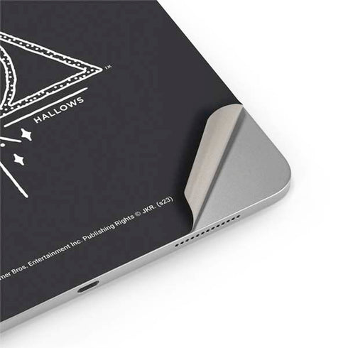 Wizarding Worlds Harry Potter Deathly Hallows Symbol iPad Pro 13in M4 (2024) Skin