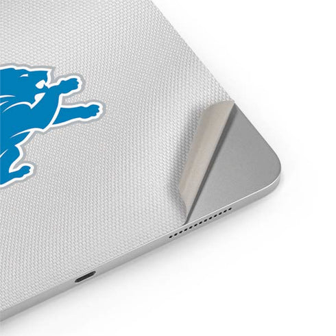NFL Detroit Lions White Striped iPad Pro 13in M4 (2024) Skin