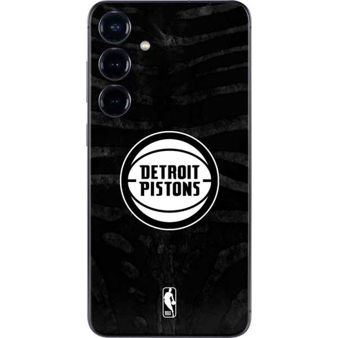 NBA Detroit Pistons Black Animal Print Galaxy S25 Plus Skin