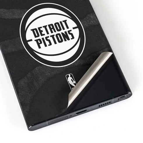 NBA Detroit Pistons Black Animal Print Galaxy S25 Ultra Skin