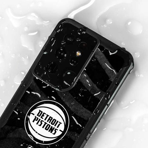 NBA Detroit Pistons Black Animal Print Galaxy S24 Ultra Waterproof Case