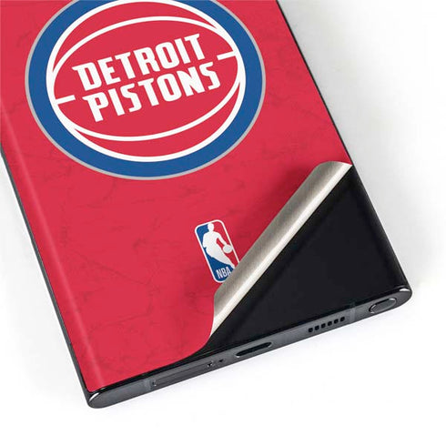 NBA Detroit Pistons Distressed Galaxy S22 Ultra Skin