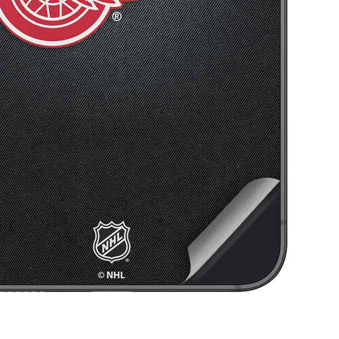 NHL Detroit Red Wings Black Background Galaxy S25 Skin