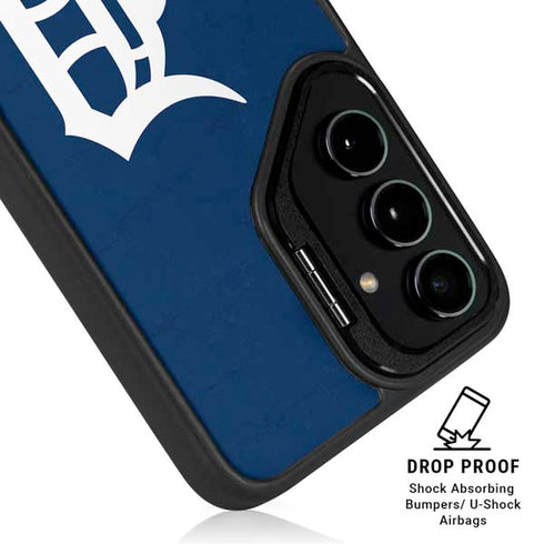 MLB Detroit Tigers - Solid Distressed Galaxy S24 Ultra Kickstand Case