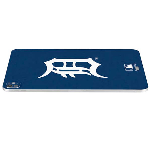 MLB Detroit Tigers - Solid Distressed iPad Pro 13in M4 (2024) Skin