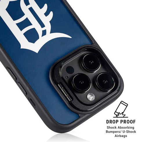 MLB Detroit Tigers - Solid Distressed iPhone 13 Pro Kickstand Case