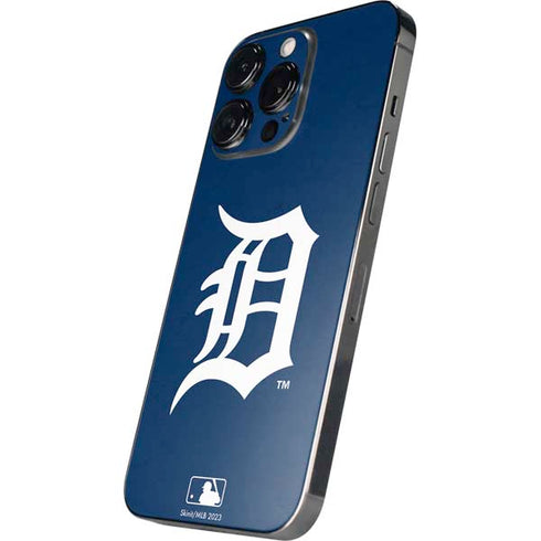 MLB Detroit Tigers - Solid Distressed iPhone 16 Pro Skin