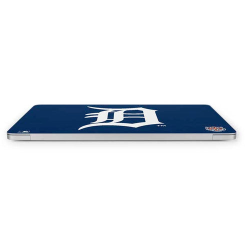 MLB Detroit Tigers - Solid Distressed Apple MacBook Pro 16-inch Skin