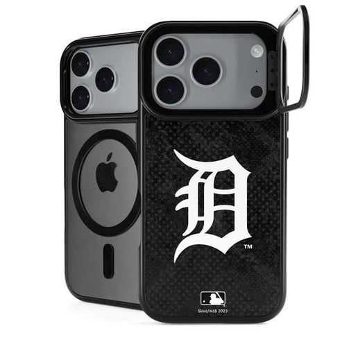 MLB Detroit Tigers Dark Wash iPhone 18 Pro Max Kickstand Case
