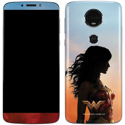 DC Comics Wonder Woman Movie Poster Stance Pose Moto E5 Plus Skin