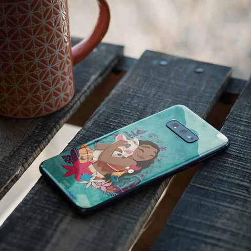 Disney Princess Moana with Pua and Heihei Galaxy S10e Skin