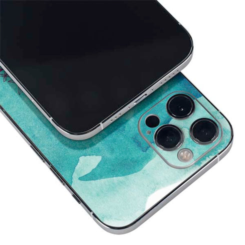 Disney Princess Moana with Pua and Heihei iPhone 12 Pro Skin