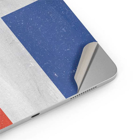 Dominican Republic Flag Distressed iPad Pro 13in M4 (2024) Skin