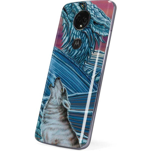 Dragon and the Wolf by Ed Beard Jr Moto E5 Plus Skin