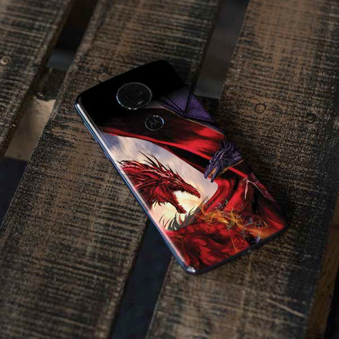 Dragon Battle by Ruth Thompson Moto E5 Plus Skin
