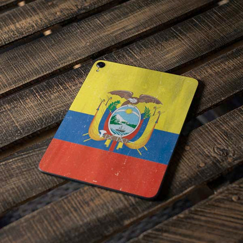 Ecuador Flag Distressed Apple iPad Pro Skin