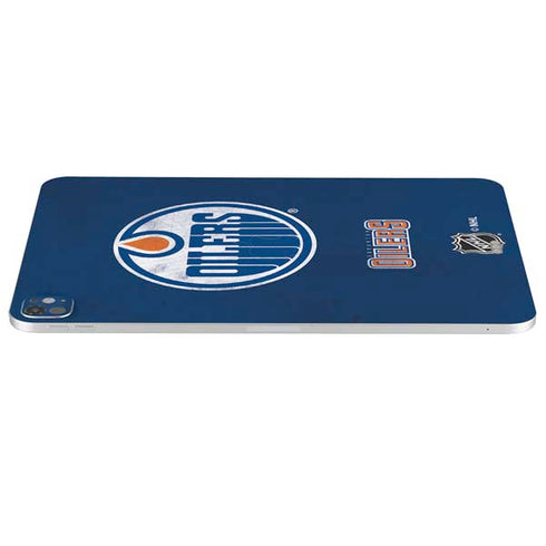 NHL Edmonton Oilers Distressed iPad Pro 13in M4 (2024) Skin