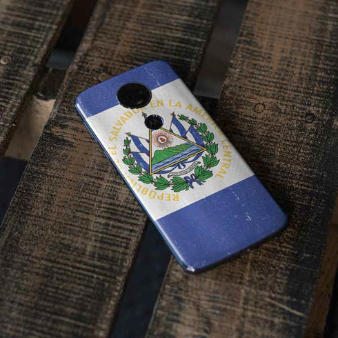 El Salvador Flag Distressed Moto E5 Plus Skin