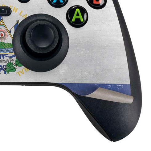 El Salvador Flag Distressed XBox Series X Digital Edition Bundle Skin